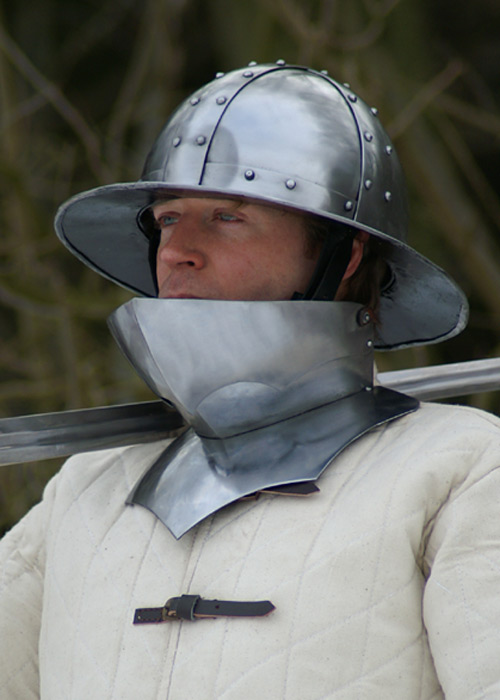 cappello d'arme - elmo medievale